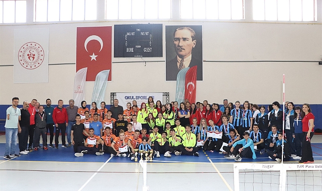 Okul Sporları Bedensel Engelliler Oturarak Voleybol Türkiye Şampiyonası Sona Erdi