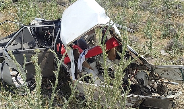 Otomobille tırın çarptığı kazada 1 kişi öldü
