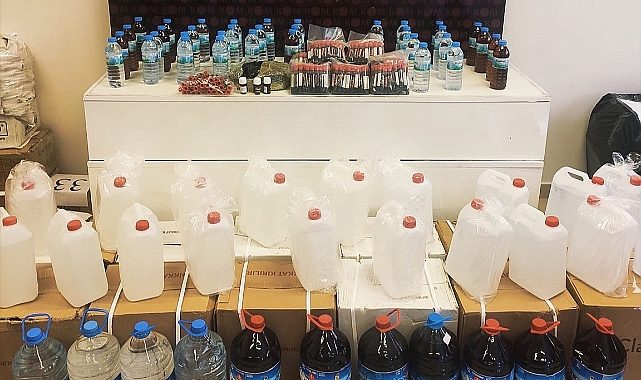 Sahte alkol operasyonunda baba ve 2 oğlu yakalandı