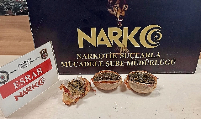 Salça bidonuna gizlenmiş uyuşturucu ele geçirildi