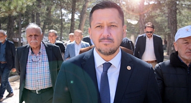 Selman Oğuzhan Eser: