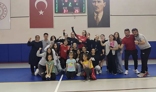 Teşekkürler Karaman Minik Atılım SK. Sizin Koca Yüreğiniz Yeter....