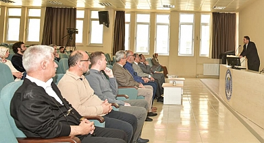 'Türkçenin Tarihi Gelişimi' Konulu Konferans