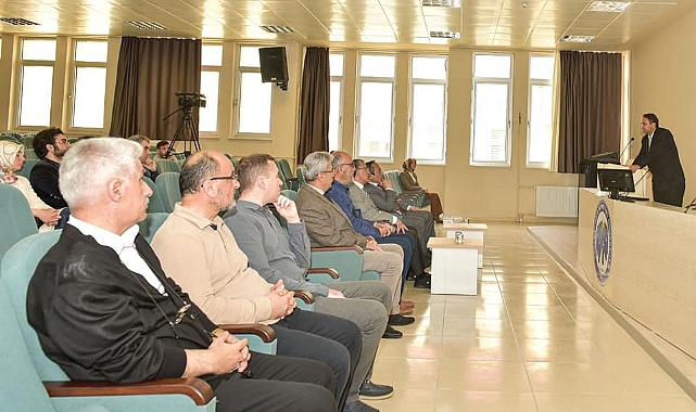 'Türkçenin Tarihi Gelişimi' Konulu Konferans