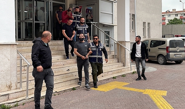 Aranan 10'u firari hükümlü 25 kişi yakalandı