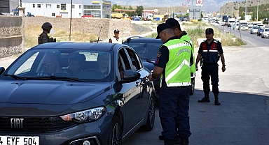 Bayram tatilinde yol güvenliği 30 bin 529 personelle sağlanacak