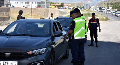 Bayram tatilinde yol güvenliği 30 bin 529 personelle sağlanacak