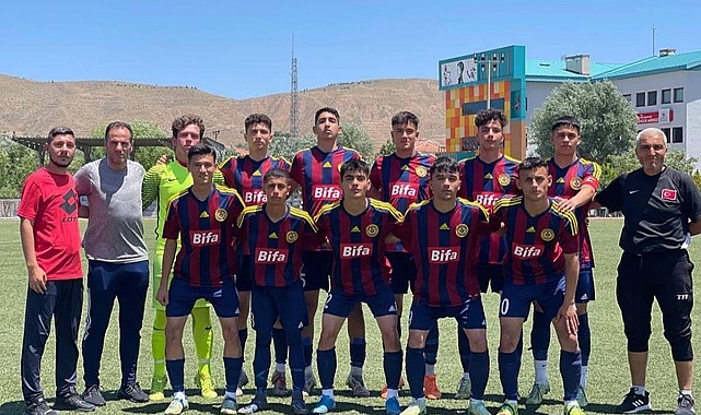 Bifa Başakspor U17 Takımı Adını Türkiye'de Son 20 Takım Arasına Yazdırdı
