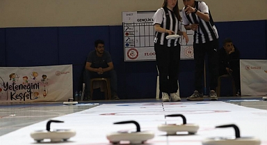 Floor Curling Gençler Türkiye Şampiyonası Karaman’da Başladı