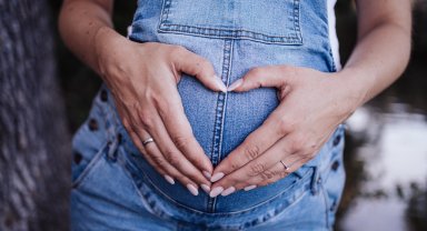 Hamilelikte anneye yapılan aşı yenidoğanı da koruyor