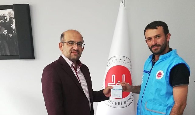 İlçe Müftüsü Demirci, kurban bağışında bulundu