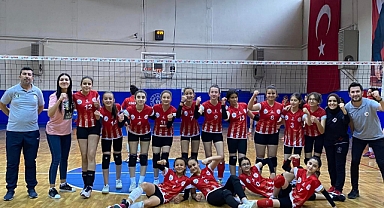 Karaman Analig Voleybol Takımları Çeyrek Finalde