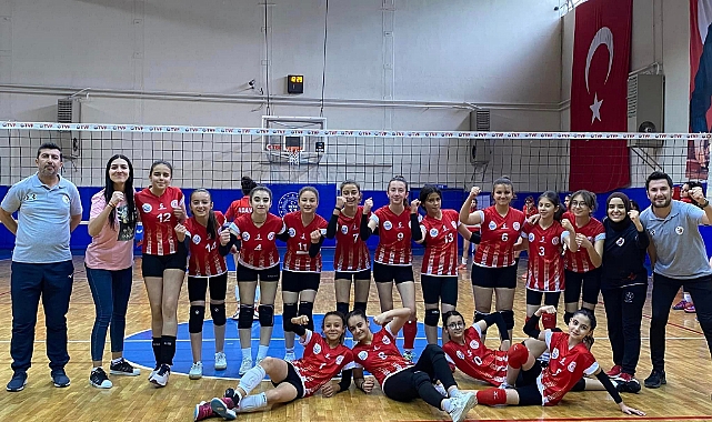 Karaman Analig Voleybol Takımları Çeyrek Finalde