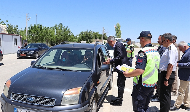 Karaman Valisi Akkoyun, Kurban Bayramı Öncesi Trafik Denetimine Katıldı