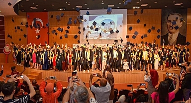 KMÜ’de Mezuniyet Törenleri sona erdi