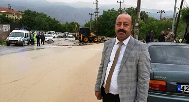 Konya'nın Halkapınar ilçesinde etkili sağanak sele neden oldu