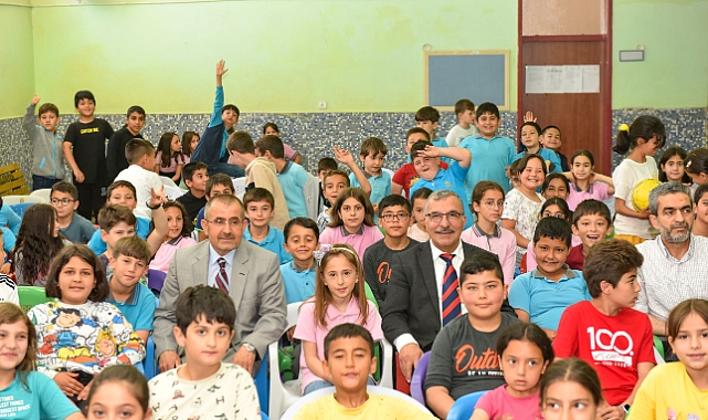 Rektör Gavgalı Mezun Olduğu Okulda Öğrencilerle Buluştu