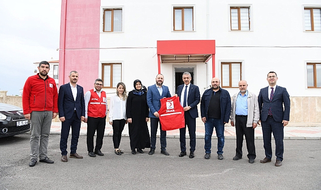 Vali Akkoyun’dan Kızılay İl Şube Başkanlığı Ziyareti