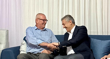 Vali Akkoyun, şehit babasının babalar gününü kutladı