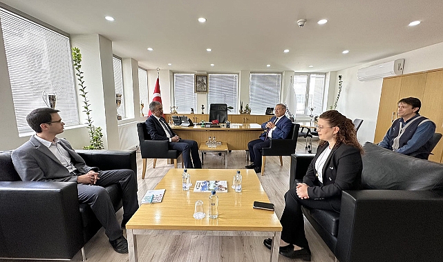 Vali Tuncay Akkoyun, Türk Telekom Müdürlüğünü Ziyaret Etti