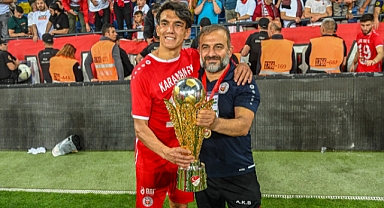 Akın Akman Batman Petrolspor ile anlaştı