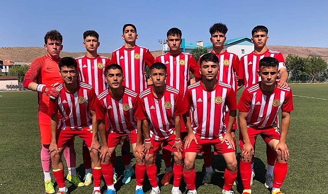 Başakspor ilk maçında berabere kaldı