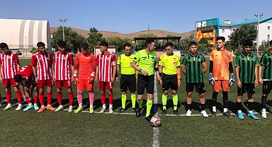 Başakspor Sivas Yolspor'u 2-1 mağlup etti