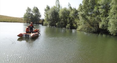 Çoban girdiği gölette boğuldu