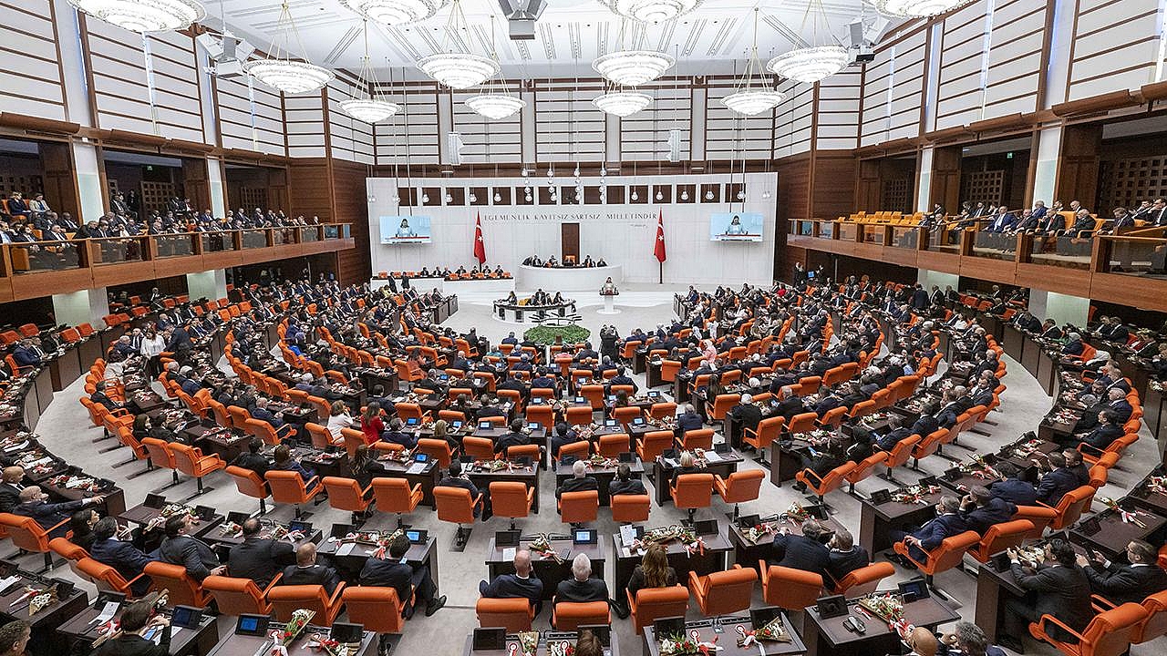 Esnaf, emeklilikte prim gün sayısının düşürülmesi için Meclis'in açılmasını bekliyor