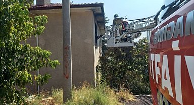 Evde çıkan yangın söndürüldü