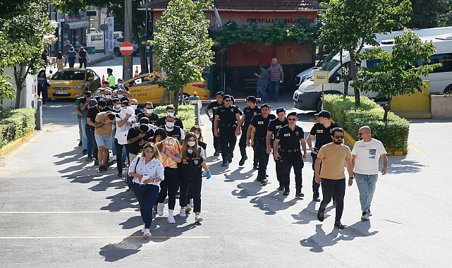 Fuhuş operasyonunda 14 şüpheli yakalandı