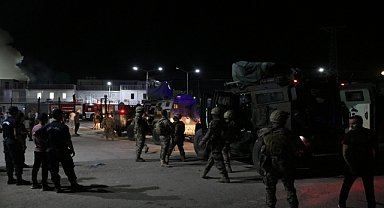 Geri gönderme merkezinde çıkan yangın söndürüldü