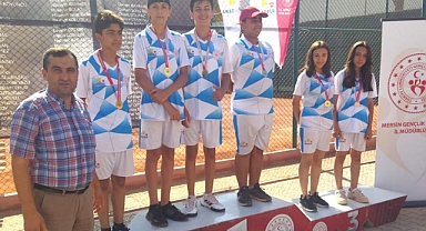 Karaman Analig Tenis Takımlarından Büyük Başarı