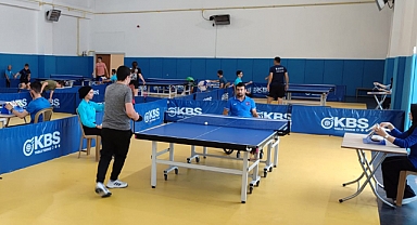 Karaman'da 15 Temmuz Şehitleri Anısına Masa Tenisi Turnuvası Düzenlendi