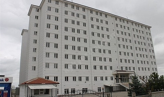 Karaman'da Yurtlarda Kalan Depremzedeler Memleketlerine Geri Dönmeye Devam Ediyor