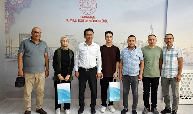 Öğrenci Yunus Gürbüz, Başarı Öyküsünü İl Müdürü Çalışkan'a Anlattı