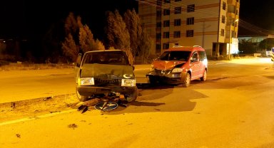 Trafik kazasında 4 kişi yaralandı