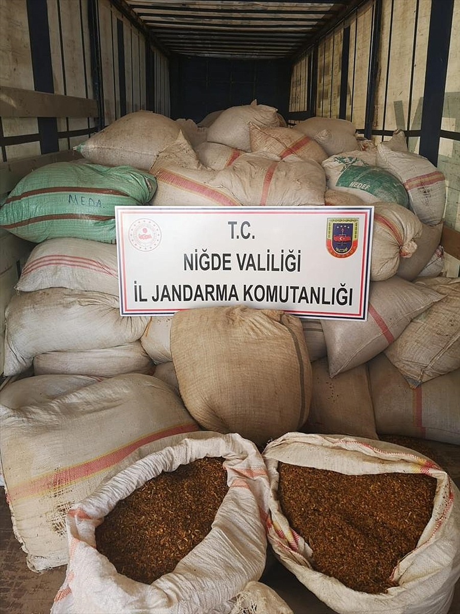 5 ton kaçak tütün ele geçirildi