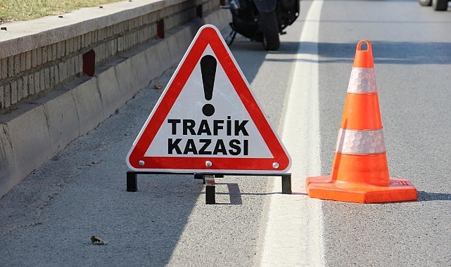 Aniden Yola Çıkan Yayaya Otomobil Çarptı