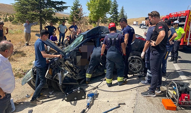 Cenaze dönüşü kaza yapan araçtaki 2 kişi öldü, 2 kişi yaralandı 