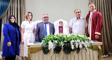 Hataylı depremzede kadın mutluluğu huzurevinde buldu