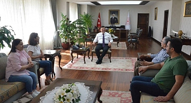 Karaman'da Uyanış ve Yeni Karaman Gazetelerinden Vali Sarıibrahim'e Ziyaret 