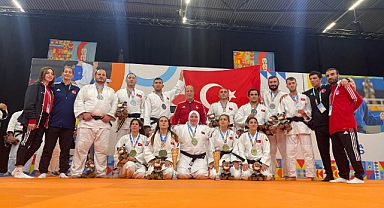 Karamanlı Sporcunun da Olduğu Judo Kadın Milli Takımı Avrupa Şampiyonu Oldu