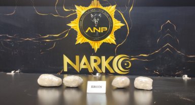 Otomobilinde 1 kilo eroin bulunan sürücü gözaltına alındı