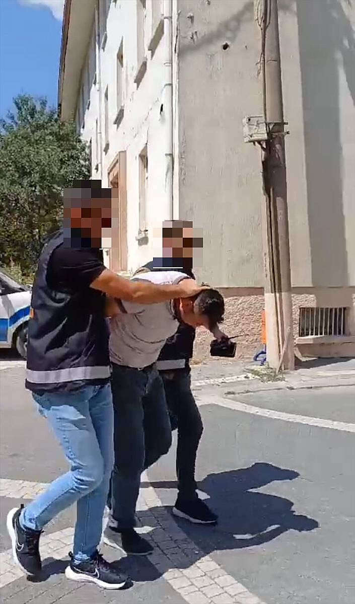 Uyuşturucu ve sahte içki operasyonunda 1 şüpheli tutuklandı