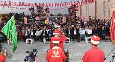 Akçaşehir'de Elma Festivali Yapıldı