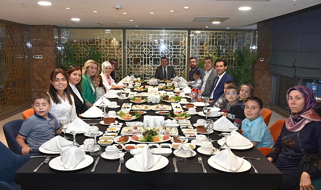 Hanımefendi Sarıibrahim Özel Çocuklarla Kahvaltıda Buluştu