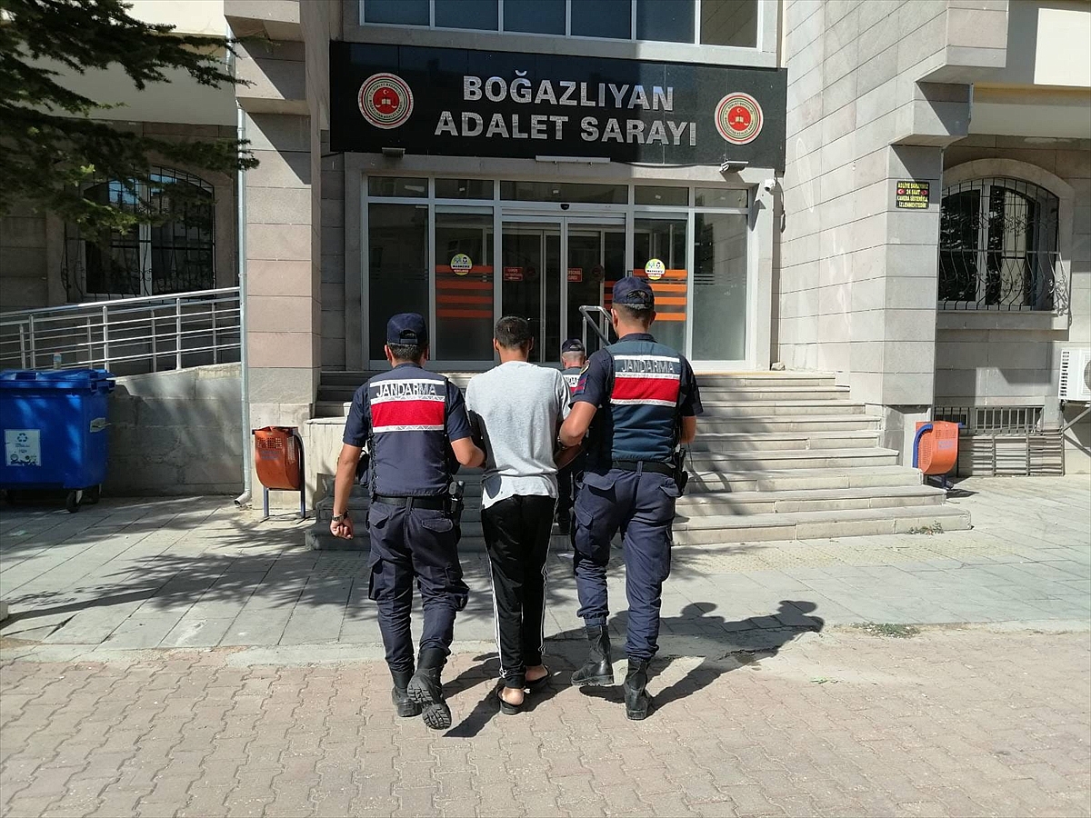 Hırsızlıktan hükümlü bir kişi yakalandı