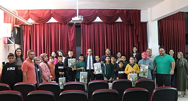 İlçede Eylül Ayında Doğan Bütün Öğrencilerin Doğum Günü Kutlandı