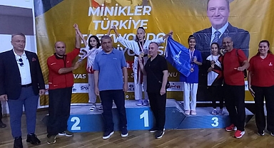 Karamanlı Tekvandocu Sivas'tan Bronz Madalya ile Döndü